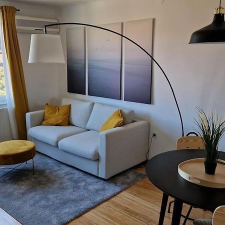 Midnight Blue Oasis - Center, Free Parking Apartment Zagreb Exterior photo